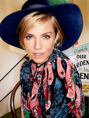 Sienna Miller pic #781481