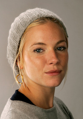 Sienna Miller pic #758357