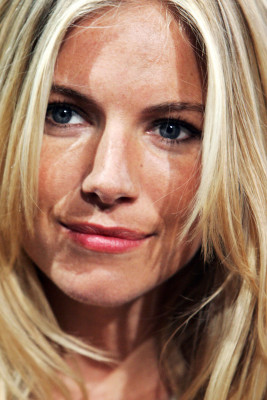 Sienna Miller pic #192169