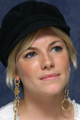 Sienna Miller pic #145078