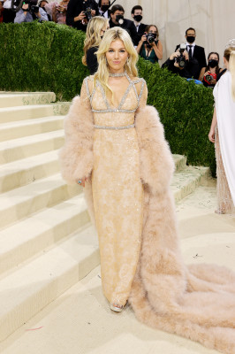 Sienna Miller - MET Gala 2021: In America. A Lexicon Of Fashion 09/13/2021