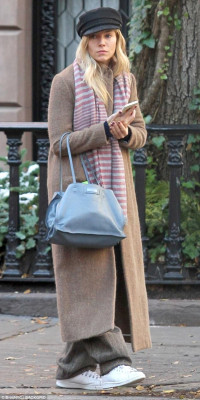 Sienna Miller pic #1021471