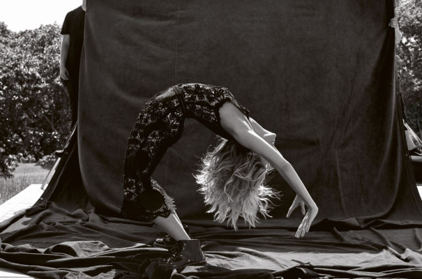 Sienna Miller – ELLE UK Magazine November 2019
