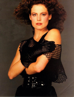 Sigourney Weaver pic #99494