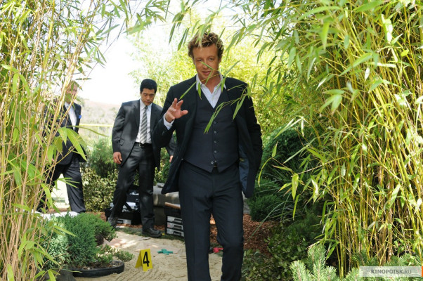 photo 5 in Simon Baker gallery [id256283] 2010-04-12 00:00:00