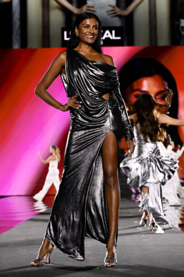 Simone Ashley – at Le Defile L’Oreal Paris Fashion Show at Paris Fashion Week