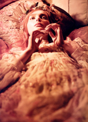 photo 4 in Snejana Onopka gallery [id209071] 2009-11-18 00:00:00