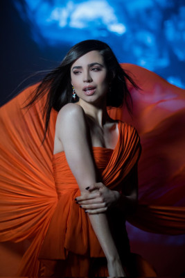 Sofia Carson
