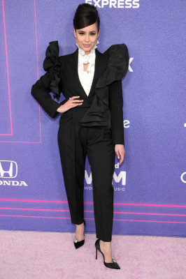 Sofia Carson-Billboard Women in Music 2022 in Inglewood