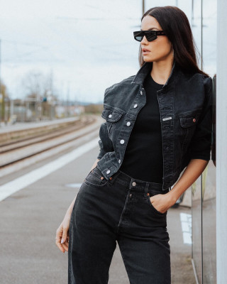 Sofia Resing for REPLAY JEANS