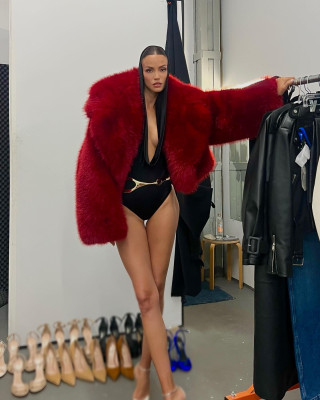 Sofia Resing for Loriblu Official