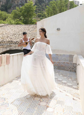 Sofia Resing for Alessandro Angelozzi Couture