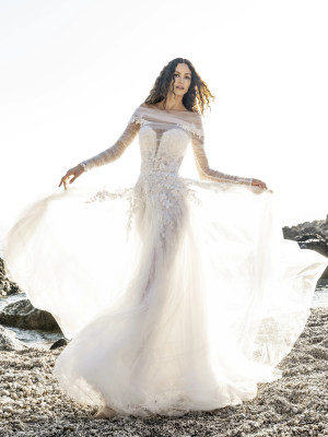 Sofia Resing for Alessandro Angelozzi Couture