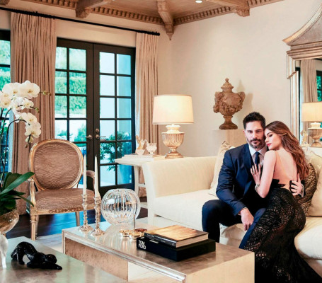 Sofia Vergara-Hola! | March 2017