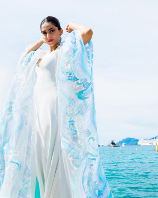 Sonam Kapoor pic #968913