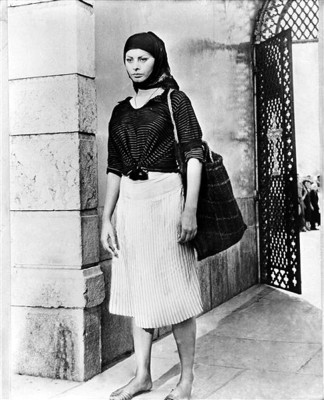 Софи Лорен - Мальчик на дельфине 1957 год