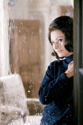 Софи Лорен - фильм &quot;Операция Арбалет&quot;