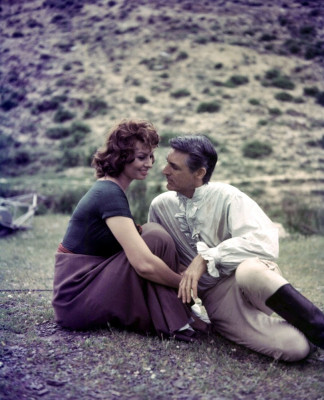 Софи Лорен - Гордость и страсть 1957 год