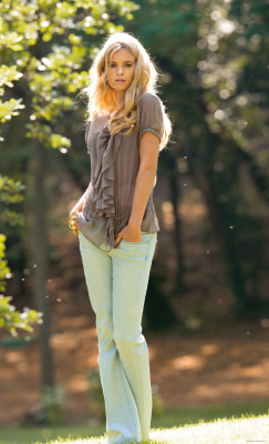 Sophie Holmes pic #450094