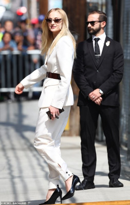 Sophie Turner (actress) pic #1184420