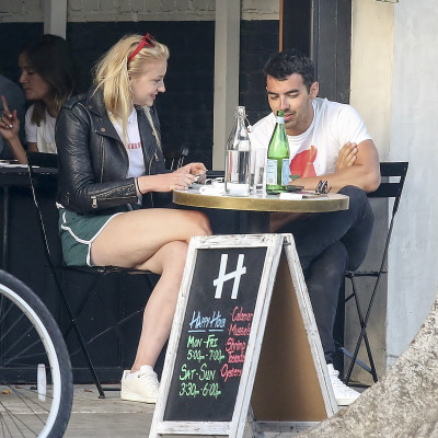 Sophie Turner (actress) pic #975744