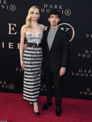 photo 22 in Sophie Turner (actress) gallery [id1184416] 2019-06-14 00:00:00