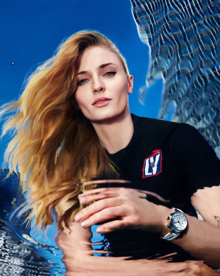 Sophie Turner by Mario Sorrenti for Louis Vuitton // Spring 2021