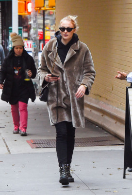 Sophie Turner Winter Style 12/17/2018