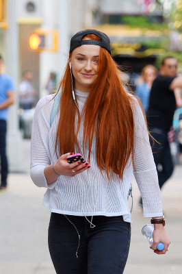 Sophie Turner (actress) pic #805171