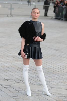 Sophie Turner Attends Louis Vuitton Show – Paris Fashion Week