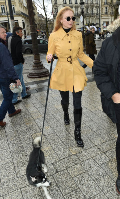 Sophie Turner – Sightseeing in Paris