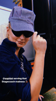 Sophie Turner (actress) pic #1067287