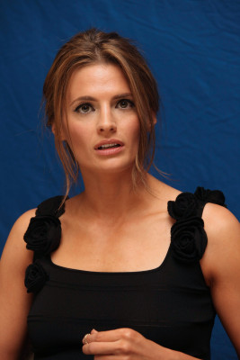 Stana Katic pic #595222