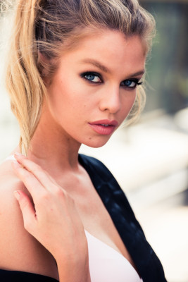 Stella Maxwell pic #912933