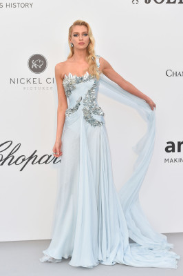 Stella Maxwell – amfAR Cannes Gala 2019 
