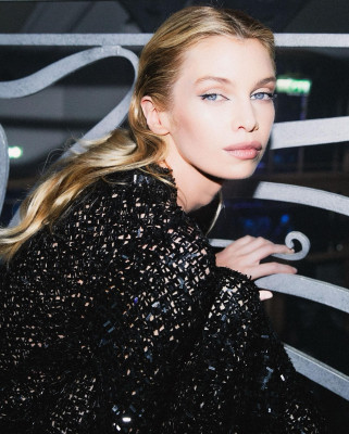 Stella Maxwell