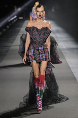 LuisaViaRoma x British Vogue Open-air Show in Florence