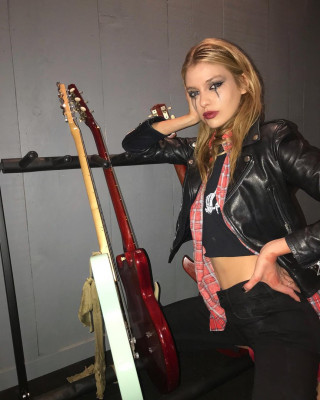 Stella Maxwell pic #1008591