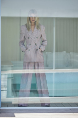 Stella Maxwell - Dundas Resort 2022