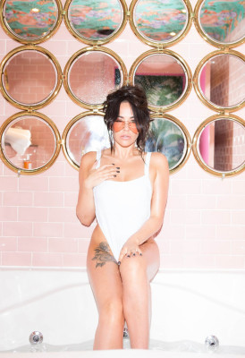 Stephanie Davis – JYY London Collection 2018