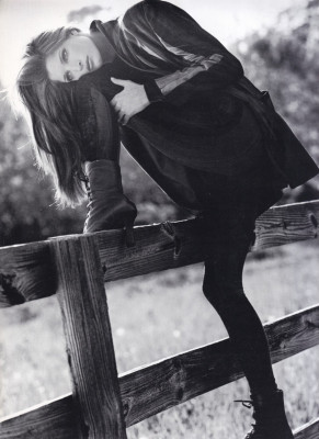 Stephanie Seymour ~ Gianni Versace fall/winter 1993 by Bruce Weber