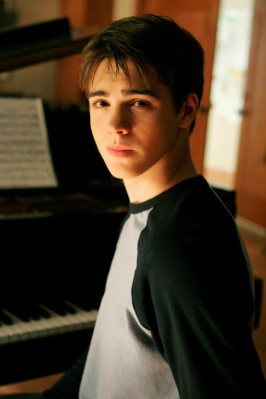 Steven R. McQueen pic #630510