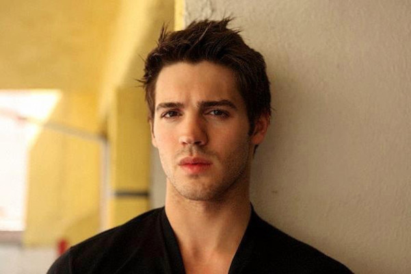 Steven R. McQueen pic #678890