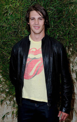 Steven R. McQueen pic #680334