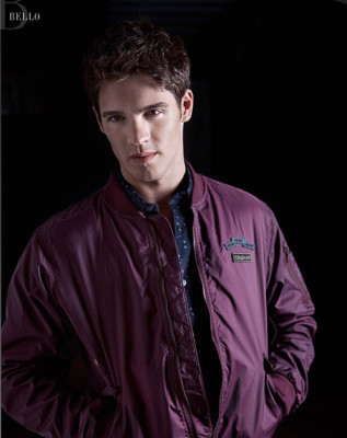 Steven R. McQueen pic #680434