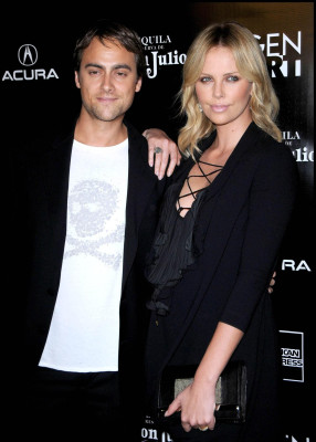 Stuart Townsend pic #526115