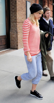 Suki Waterhouse pic #765158