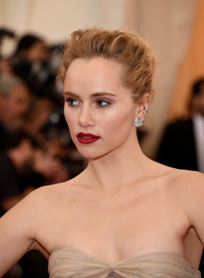 Suki Waterhouse pic #727891