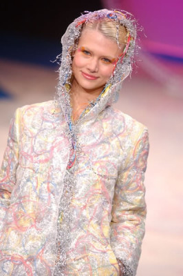 Susan Eldridge for Agatha Ruiz De La Prada FW 2004 