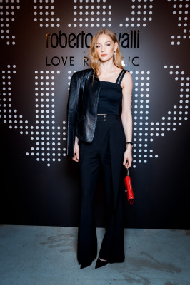 Светлана Ходченкова - Показ 'Roberto Cavalli for Love Republic' // 12.02.2020